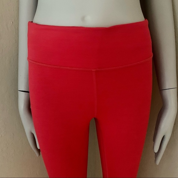 OUTDOOR VOICES TechSweat Red Cropped Leggings Tights Size XS - Picture 10 of 14